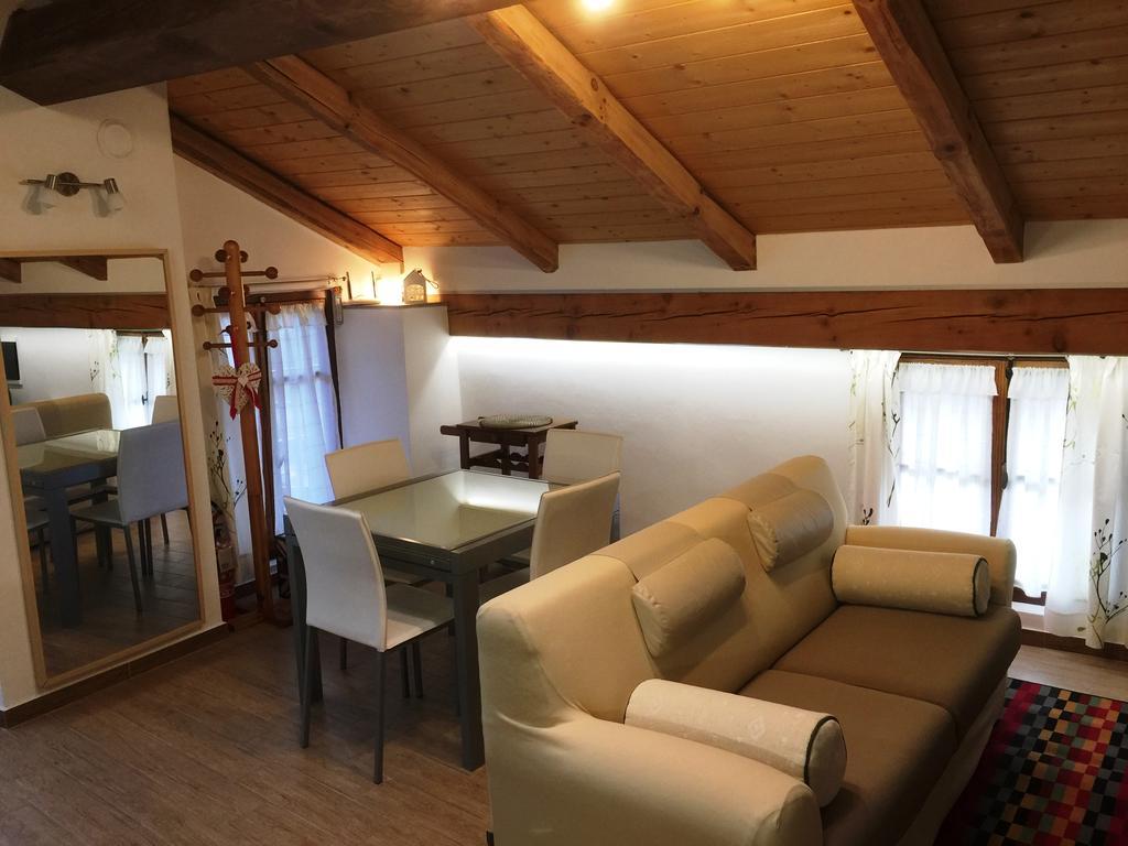 La Casa Dei Nonni Con Spa Privata Su Richiesta Villa Pont Canavese Bagian luar foto